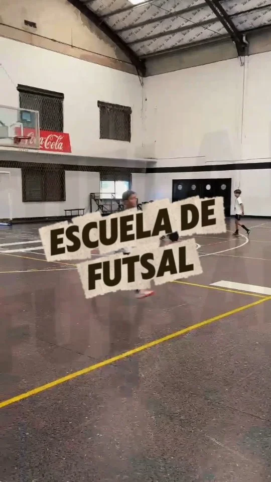 ¿CONOCÍAS LA ESCUELA DE FUTSAL? ⚽️

📌 Lunes y miércoles se dictan los entrenamientos en nuestro gimnasio 
⏰️ 10:00 a 11:00

Categorías: 2016, 2017, 2018 y 2019 ✅️

Para más información e inscripciones contactate con el profesor Máximo Rossi 📱 2396-618108