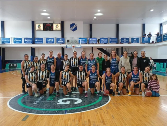 AMISTOSO PARA SEGUIR CRECIENDO 🏀 💪

El básquet femenino disputó un encuentro amistoso frente a Argentino en Trenque Lauquen.

📊 Resultado:
Argentino 37 - CAEU 34

Más allá del resultado, fue una gran jornada para seguir sumando minutos, experiencia y preparación de cara a lo que viene.

¡Gracias Argentino por la invitación y la buena camaradería de siempre!

📍 Próximo compromiso:
En junio, nuestro club será sede de un cuadrangular que reunirá a distintos equipos de la región.