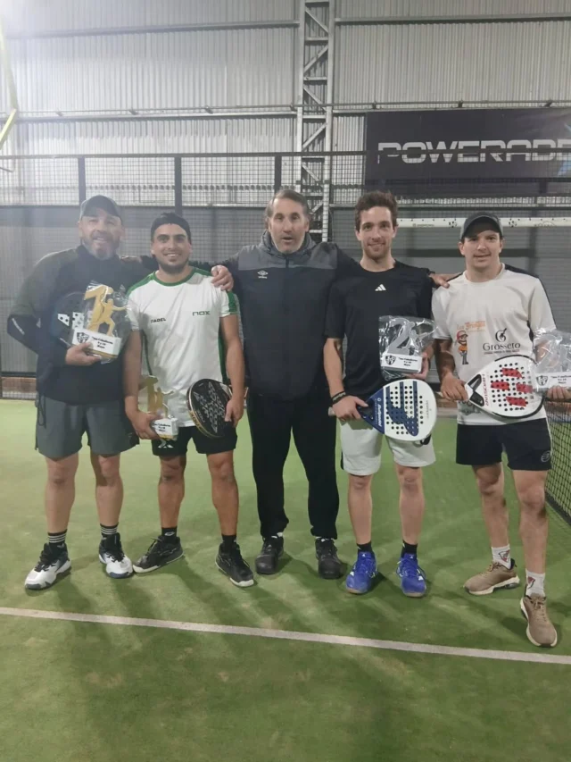 GRAN FINDE DE PÁDEL EN EL CLUB 🙌

Con la participación de 15 parejas, se disputó un nuevo Torneo de Pádel de 7ª Categoría Caballeros en las canchas FernandoBelasteguin.

🏆 RESULTADOS

🥇 1° Puesto
Diego Carrizo
Javier Pizani

🥈 2° Puesto
Nicolás Vescovo
Martín Soria

👏 Felicitamos a todas las parejas participantes por la jornada compartida y el gran nivel de juego mostrado durante el torneo.