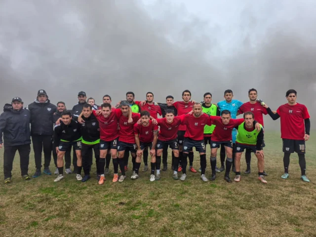 La ida quedó en casa 💪⚽️

Se disputó la primera final en el 21 de Septiembre con un gran marco de público. 

Estudiantes venció 2 a 1 a Atlético de Mones Cazón con goles de Nahuel Maldonado y el segundo en contra.

¡Vamos Albinegro! 🖤🤍