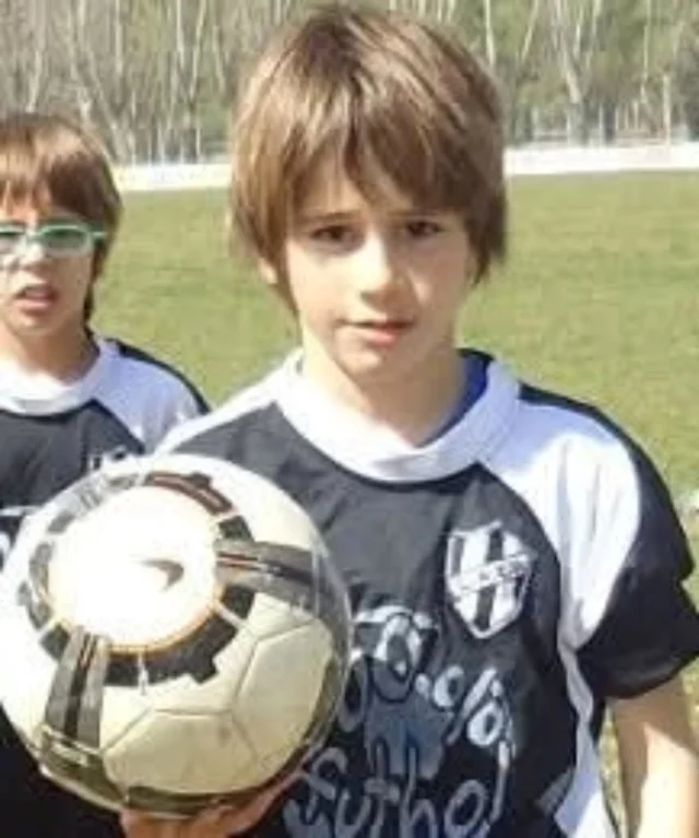 Bauti, saliste campeón con Estudiantes 🖤🤍

Ahora te dicen Viri.