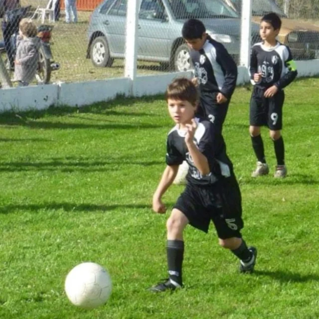 Del Semillero Albinegro, ahora campeón con el club de sus amores 🖤🤍

Nahuel 💪