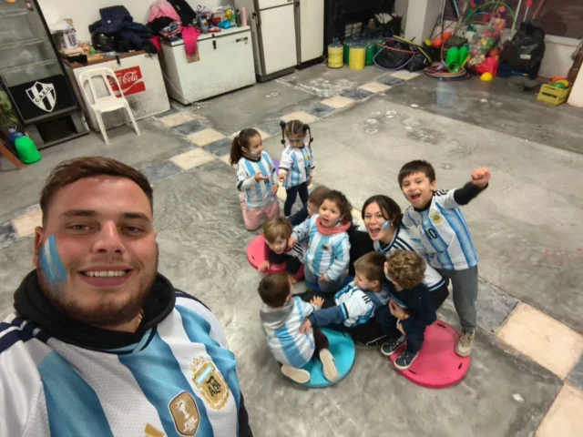 ¡Se festejó el triunfo de la Selección! 🇦🇷

Jardín en movimiento, handball y básquet con actividades en modo Mundial 🏆